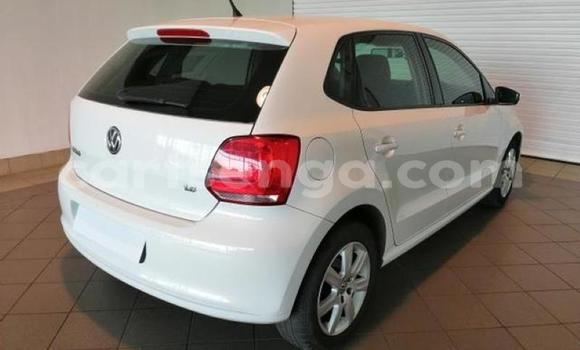 Buy Used Volkswagen Polo White Car in Pigg's Peak in Hhohho Buy Used Volkswagen Polo White Car in Pigg's Peak in Hhohho