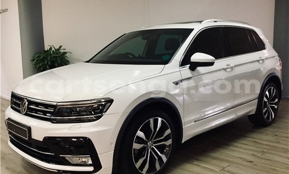 Buy Used Volkswagen Tiguan White Car in Ezulwini in Hhohho Buy Used Volkswagen Tiguan White Car in Ezulwini in Hhohho