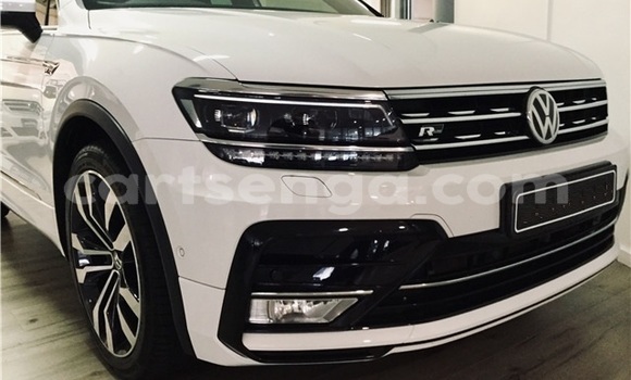 Buy Used Volkswagen Tiguan White Car in Ezulwini in Hhohho Buy Used Volkswagen Tiguan White Car in Ezulwini in Hhohho