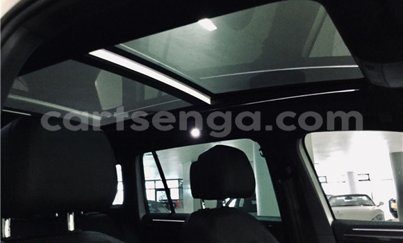 Buy Used Volkswagen Tiguan White Car in Ezulwini in Hhohho Buy Used Volkswagen Tiguan White Car in Ezulwini in Hhohho