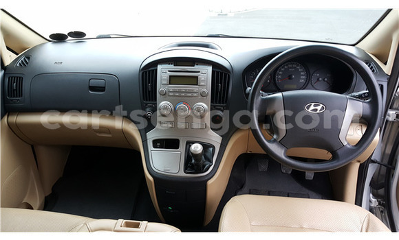 Buy Used Hyundai H1 Silver Car in Ezulwini in Hhohho Buy Used Hyundai H1 Silver Car in Ezulwini in Hhohho