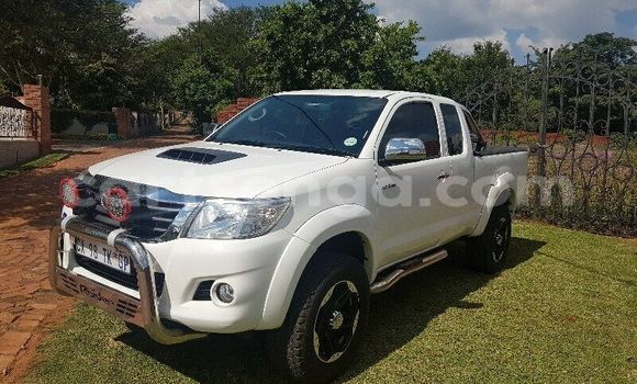 Buy Used Toyota Hilux White Car in Manzini in Manzini Buy Used Toyota Hilux White Car in Manzini in Manzini