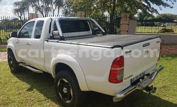 Buy Used Toyota Hilux White Car in Manzini in Manzini Buy Used Toyota Hilux White Car in Manzini in Manzini