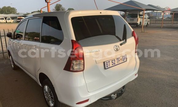 Buy Used Toyota Avanza White Car in Matsapha in Manzini Buy Used Toyota Avanza White Car in Matsapha in Manzini