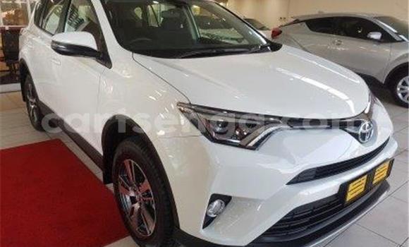 Buy Used Toyota RAV4 White Car in Manzini in Manzini Buy Used Toyota RAV4 White Car in Manzini in Manzini