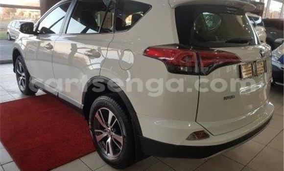 Buy Used Toyota RAV4 White Car in Manzini in Manzini Buy Used Toyota RAV4 White Car in Manzini in Manzini