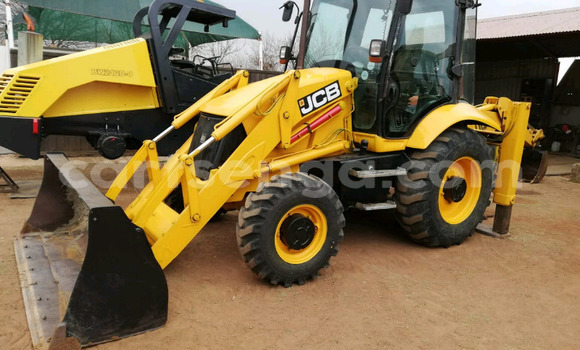 Buy Used Caterpillar 120 Other Truck in Nhlangano in Shiselweni District Buy Used Caterpillar 120 Other Truck in Nhlangano in Shiselweni District