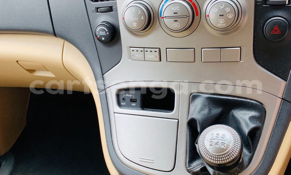 Acheter Occasion Voiture Hyundai H1 Blanc à Ezulwini, Hhohho Acheter Occasion Voiture Hyundai H1 Blanc à Ezulwini, Hhohho