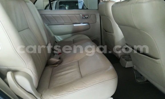 Acheter Occasion Voiture Toyota Fortuner Blanc à Ezulwini, Hhohho Acheter Occasion Voiture Toyota Fortuner Blanc à Ezulwini, Hhohho