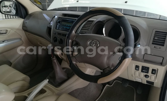 Acheter Occasion Voiture Toyota Fortuner Blanc à Ezulwini, Hhohho Acheter Occasion Voiture Toyota Fortuner Blanc à Ezulwini, Hhohho