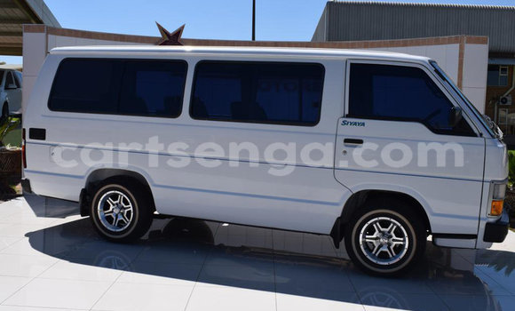 Acheter Occasion Voiture Toyota 4Runner Blanc à Ezulwini, Hhohho Acheter Occasion Voiture Toyota 4Runner Blanc à Ezulwini, Hhohho