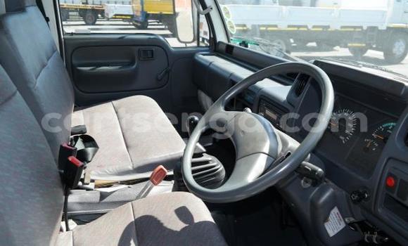 Acheter Occasion Utilitaire Nissan UD Blanc à Ezulwini, Hhohho Acheter Occasion Utilitaire Nissan UD Blanc à Ezulwini, Hhohho