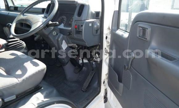 Acheter Occasion Utilitaire Nissan UD Blanc à Ezulwini, Hhohho Acheter Occasion Utilitaire Nissan UD Blanc à Ezulwini, Hhohho