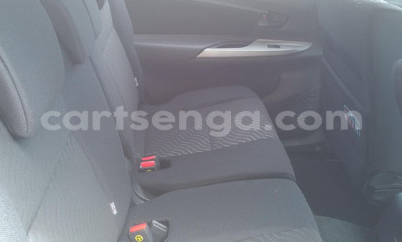 Buy Used Toyota Avanza Silver Car in Bhunya in Manzini Buy Used Toyota Avanza Silver Car in Bhunya in Manzini