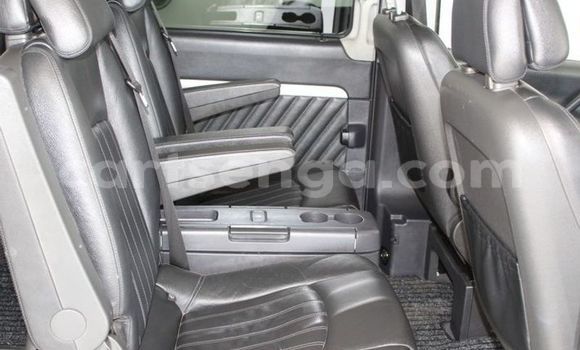 Buy Used Mercedes Viano White Car in Bhunya in Manzini Buy Used Mercedes Viano White Car in Bhunya in Manzini