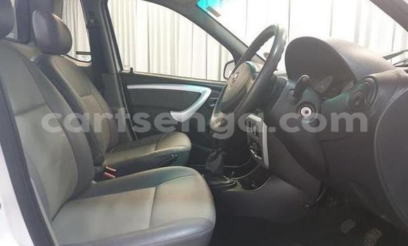 Buy Used Nissan NV200 White Car in Bhunya in Manzini Buy Used Nissan NV200 White Car in Bhunya in Manzini