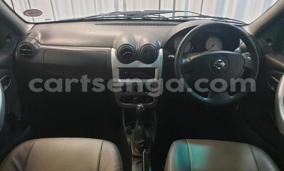 Buy Used Nissan NV200 White Car in Bhunya in Manzini Buy Used Nissan NV200 White Car in Bhunya in Manzini