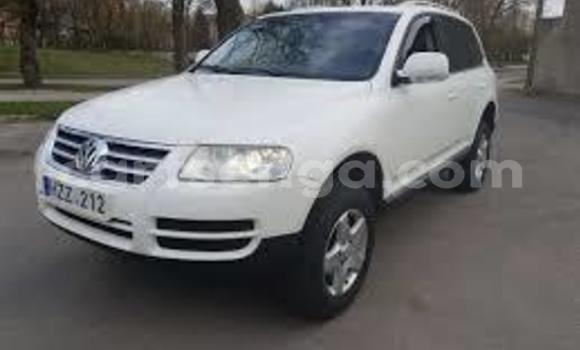 Buy Used Volkswagen Touareg White Car in Lobamba in Manzini Buy Used Volkswagen Touareg White Car in Lobamba in Manzini