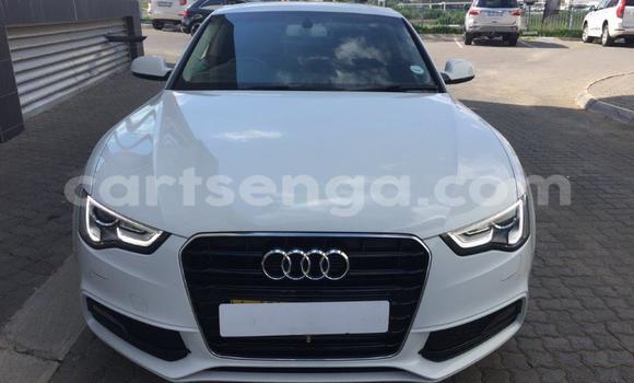 Acheter Occasion Voiture Audi A5 Blanc à Manzini, Manzini Acheter Occasion Voiture Audi A5 Blanc à Manzini, Manzini