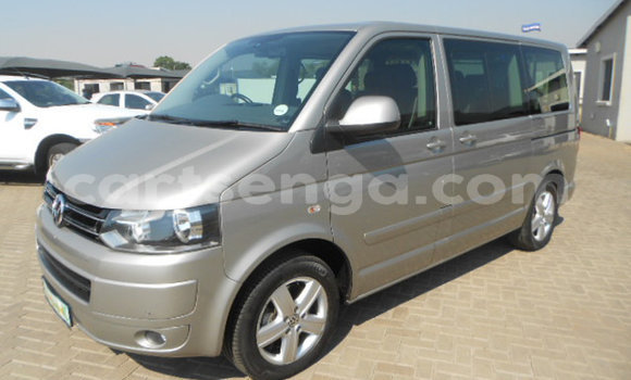 Buy Used Volkswagen Caravelle Silver Car in Mbabane in Manzini Buy Used Volkswagen Caravelle Silver Car in Mbabane in Manzini
