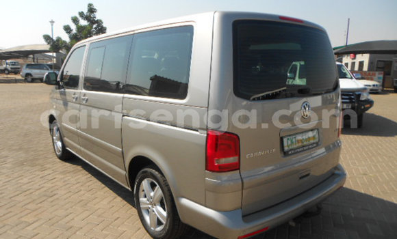 Buy Used Volkswagen Caravelle Silver Car in Mbabane in Manzini Buy Used Volkswagen Caravelle Silver Car in Mbabane in Manzini