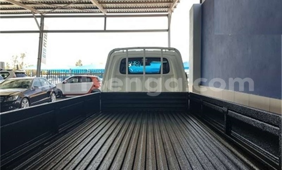 Buy Used Hyundai H200 White Car in Manzini in Manzini Buy Used Hyundai H200 White Car in Manzini in Manzini