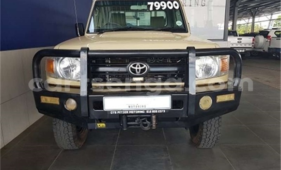 Buy Used Toyota Land Cruiser Brown Car in Manzini in Manzini Buy Used Toyota Land Cruiser Brown Car in Manzini in Manzini