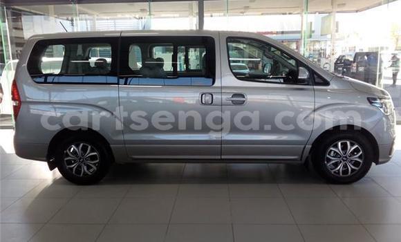 Buy Used Hyundai H1 Silver Car in Manzini in Manzini Buy Used Hyundai H1 Silver Car in Manzini in Manzini