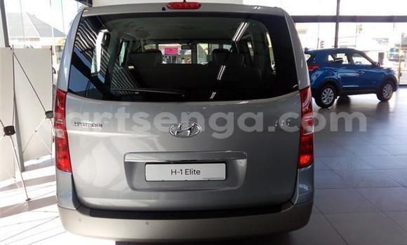 Buy Used Hyundai H1 Silver Car in Manzini in Manzini Buy Used Hyundai H1 Silver Car in Manzini in Manzini
