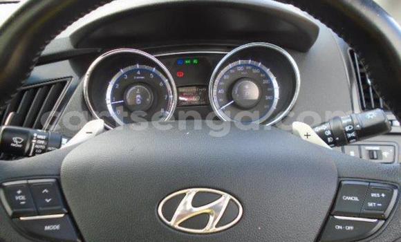 Buy Used Hyundai Sonata Red Car in Mbabane in Manzini Buy Used Hyundai Sonata Red Car in Mbabane in Manzini