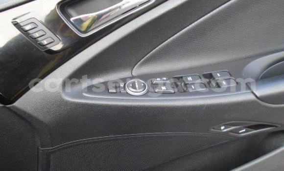 Buy Used Hyundai Sonata Red Car in Mbabane in Manzini Buy Used Hyundai Sonata Red Car in Mbabane in Manzini