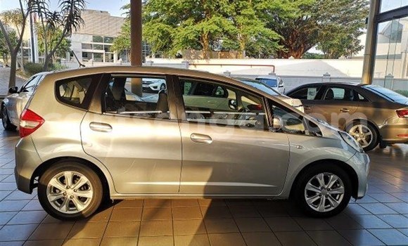 Buy Used Honda Ballade Silver Car in Ezulwini in Hhohho Buy Used Honda Ballade Silver Car in Ezulwini in Hhohho