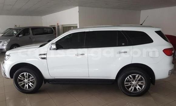 Acheter Occasion Voiture Ford Everest Blanc à Manzini, Manzini Acheter Occasion Voiture Ford Everest Blanc à Manzini, Manzini