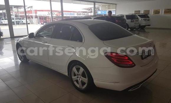 Acheter Occasion Voiture Mercedes‒Benz C–Class Blanc à Manzini, Manzini Acheter Occasion Voiture Mercedes‒Benz C–Class Blanc à Manzini, Manzini