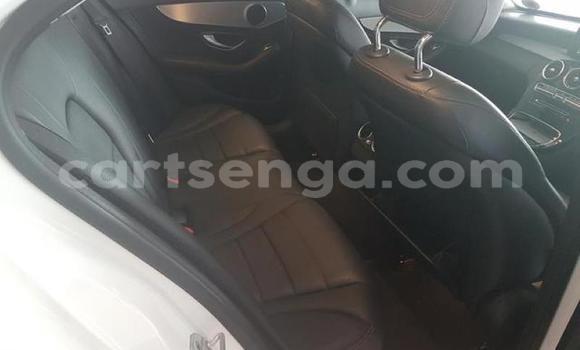 Acheter Occasion Voiture Mercedes‒Benz C–Class Blanc à Manzini, Manzini Acheter Occasion Voiture Mercedes‒Benz C–Class Blanc à Manzini, Manzini