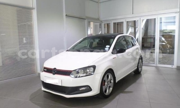 Nunua Ilio tumika Volkswagen Polo GTI White Gari ndani ya Manzini nchini Manzini Nunua Ilio tumika Volkswagen Polo GTI White Gari ndani ya Manzini nchini Manzini