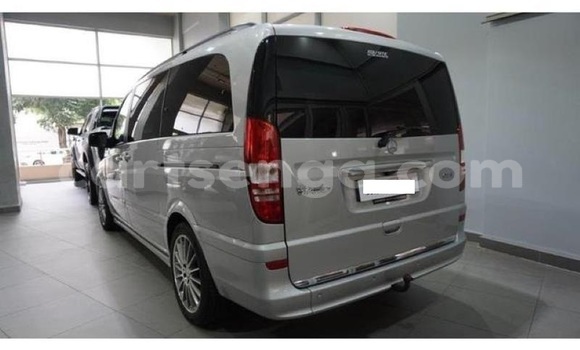 Acheter Occasion Voiture Mercedes‒Benz Viano Gris à Manzini, Manzini Acheter Occasion Voiture Mercedes‒Benz Viano Gris à Manzini, Manzini