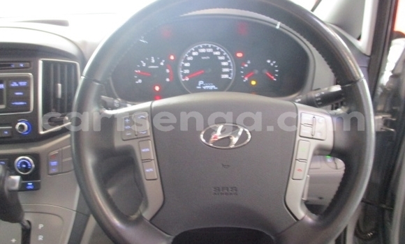 Buy Used Hyundai H1 Silver Car in Mbabane in Manzini Buy Used Hyundai H1 Silver Car in Mbabane in Manzini