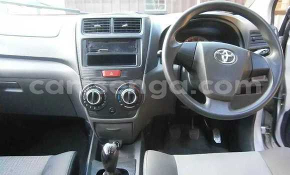 Buy Used Toyota Avanza Silver Car in Ezulwini in Hhohho Buy Used Toyota Avanza Silver Car in Ezulwini in Hhohho