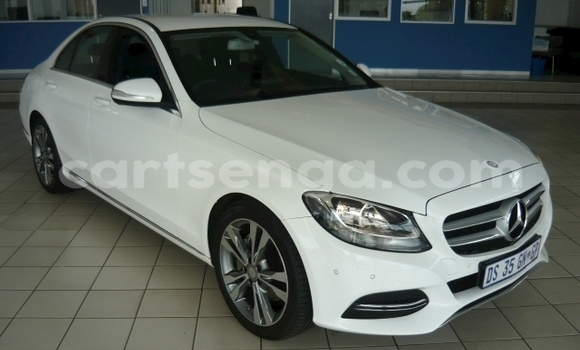 Buy Used Mercedes‒Benz C–Class White Car in Import - Dubai in Hhohho Buy Used Mercedes‒Benz C–Class White Car in Import - Dubai in Hhohho