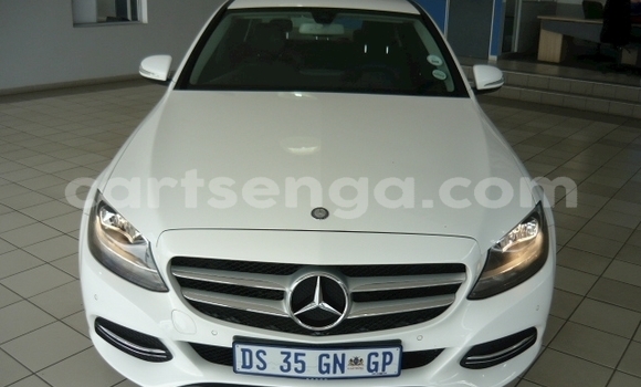 Buy Used Mercedes‒Benz C–Class White Car in Import - Dubai in Hhohho Buy Used Mercedes‒Benz C–Class White Car in Import - Dubai in Hhohho