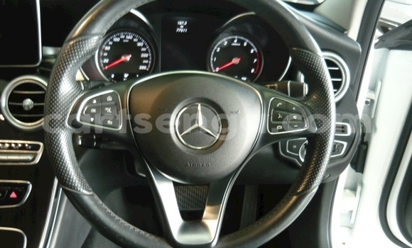 Buy Used Mercedes‒Benz C–Class White Car in Import - Dubai in Hhohho Buy Used Mercedes‒Benz C–Class White Car in Import - Dubai in Hhohho