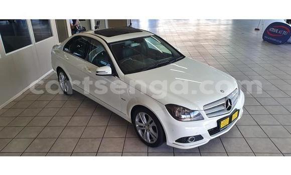 Buy Used Mercedes‒Benz C–Class White Car in Import - Dubai in Hhohho Buy Used Mercedes‒Benz C–Class White Car in Import - Dubai in Hhohho
