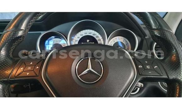Buy Used Mercedes‒Benz C–Class White Car in Import - Dubai in Hhohho Buy Used Mercedes‒Benz C–Class White Car in Import - Dubai in Hhohho