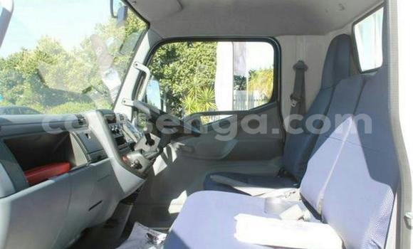 Buy Used Mitsubishi Van White Truck in Bhunya in Manzini Buy Used Mitsubishi Van White Truck in Bhunya in Manzini