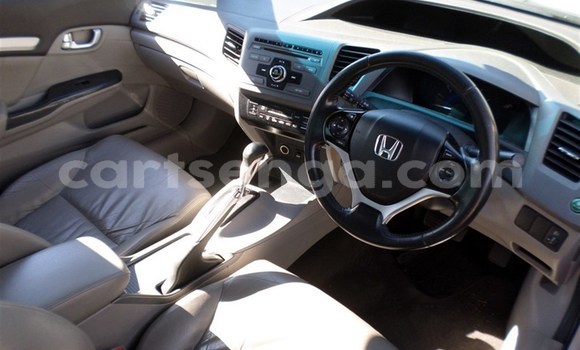 Buy Used Honda Civic White Car in Import - Dubai in Hhohho Buy Used Honda Civic White Car in Import - Dubai in Hhohho