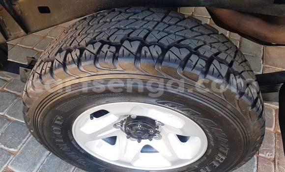 Buy Used Toyota Land Cruiser Green Car in Import - Dubai in Hhohho Buy Used Toyota Land Cruiser Green Car in Import - Dubai in Hhohho