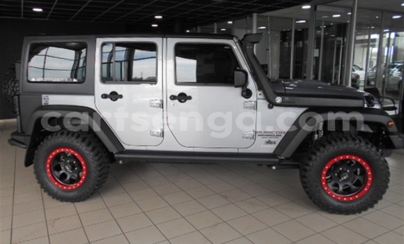 Buy Used Jeep Grand Cherokee Silver Car in Import - Dubai in Hhohho Buy Used Jeep Grand Cherokee Silver Car in Import - Dubai in Hhohho