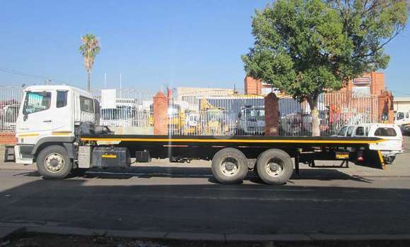 Buy Used Mitsubishi L400 White Truck in Mbabane in Manzini Buy Used Mitsubishi L400 White Truck in Mbabane in Manzini