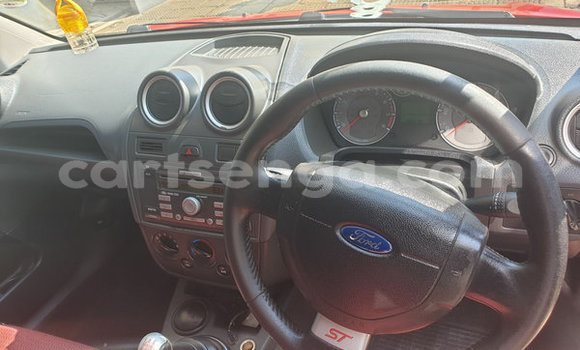 Acheter Occasion Voiture Ford Fiesta ST Rouge à Ezulwini, Hhohho Acheter Occasion Voiture Ford Fiesta ST Rouge à Ezulwini, Hhohho